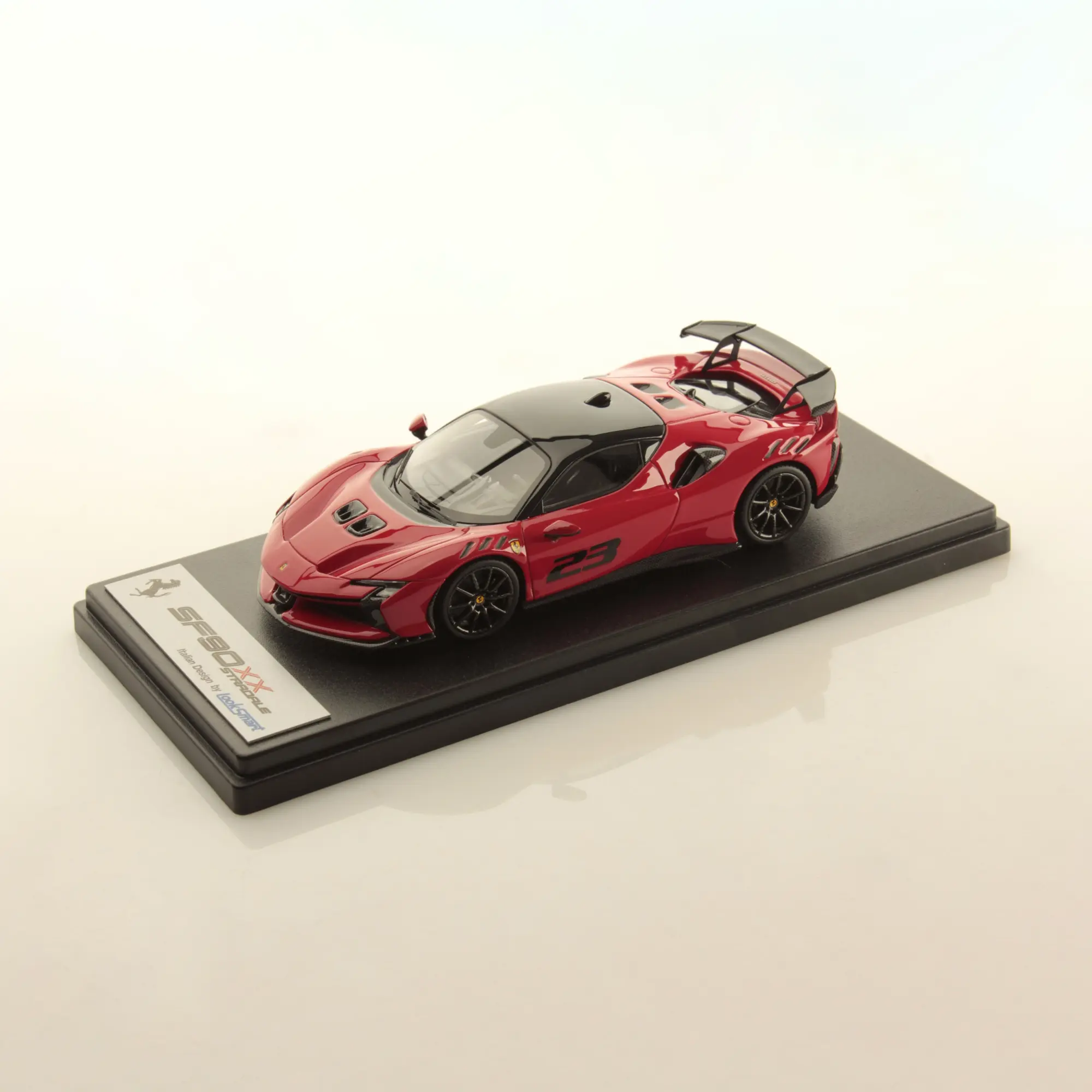 Ferrari SF90 XX Stradale, Rosso Corsa - Looksmart 1/43